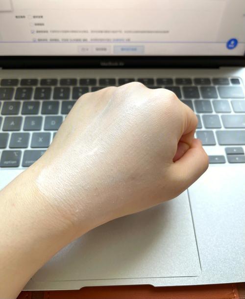 暴晒环境也不怕，水优季小黄帽高倍防晒军训露营首选